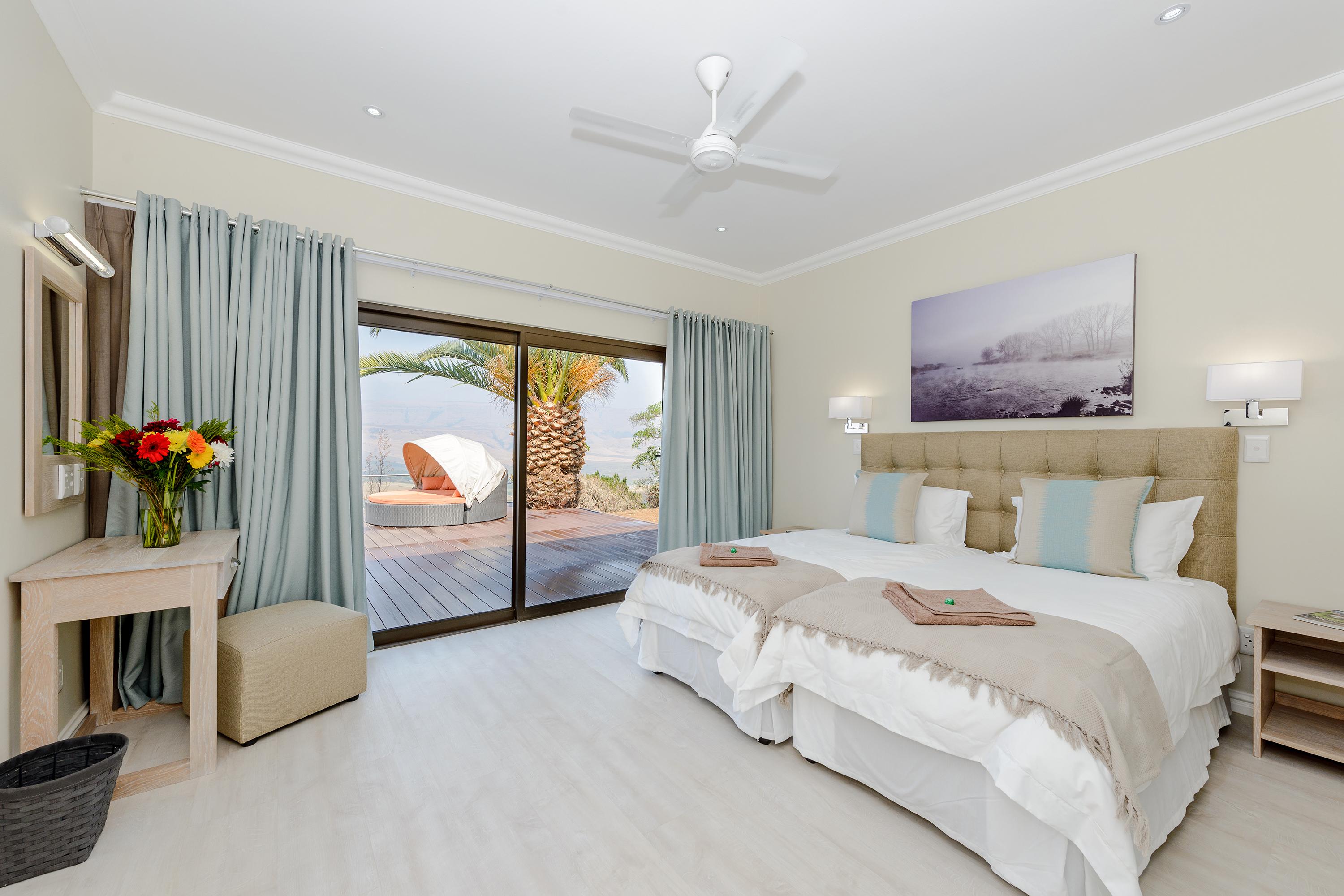 Cayley Mountain Resort Champagne Valley Εξωτερικό φωτογραφία